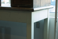 229_441metal-kitchen-wrok-table-1930s4.jpg