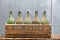 339_689west-end-bottling-wine-bottles-conn3.jpg