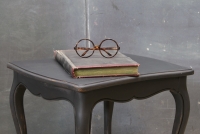 456_sculpturedlegtableblack--004.jpg