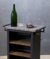 474_886bentley-motors-bar-cart-slate-deco-art.jpg