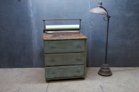 500_911cake-factory-papier-station-work-table5.jpg