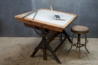 551_architectsindustrial1920sdraftingtableartist--001-1.jpg