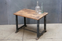 598_industrialwoodentopsteelbasetable--002.jpg
