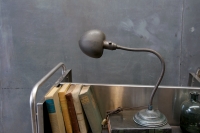 675_1135spade-head-task-lamp-gooseneck-white3.jpg