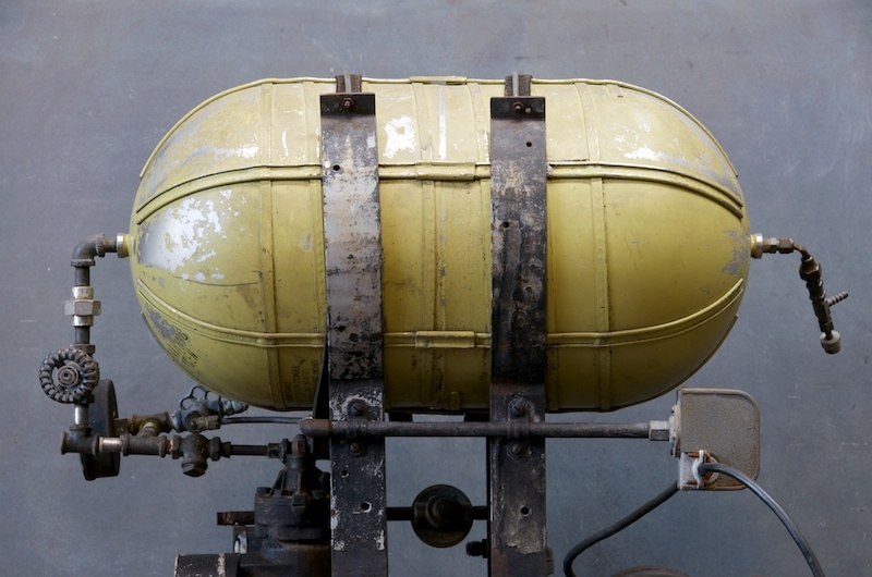 Vintage Life Aquatic Scuba Oxygen Tank : Factory 20